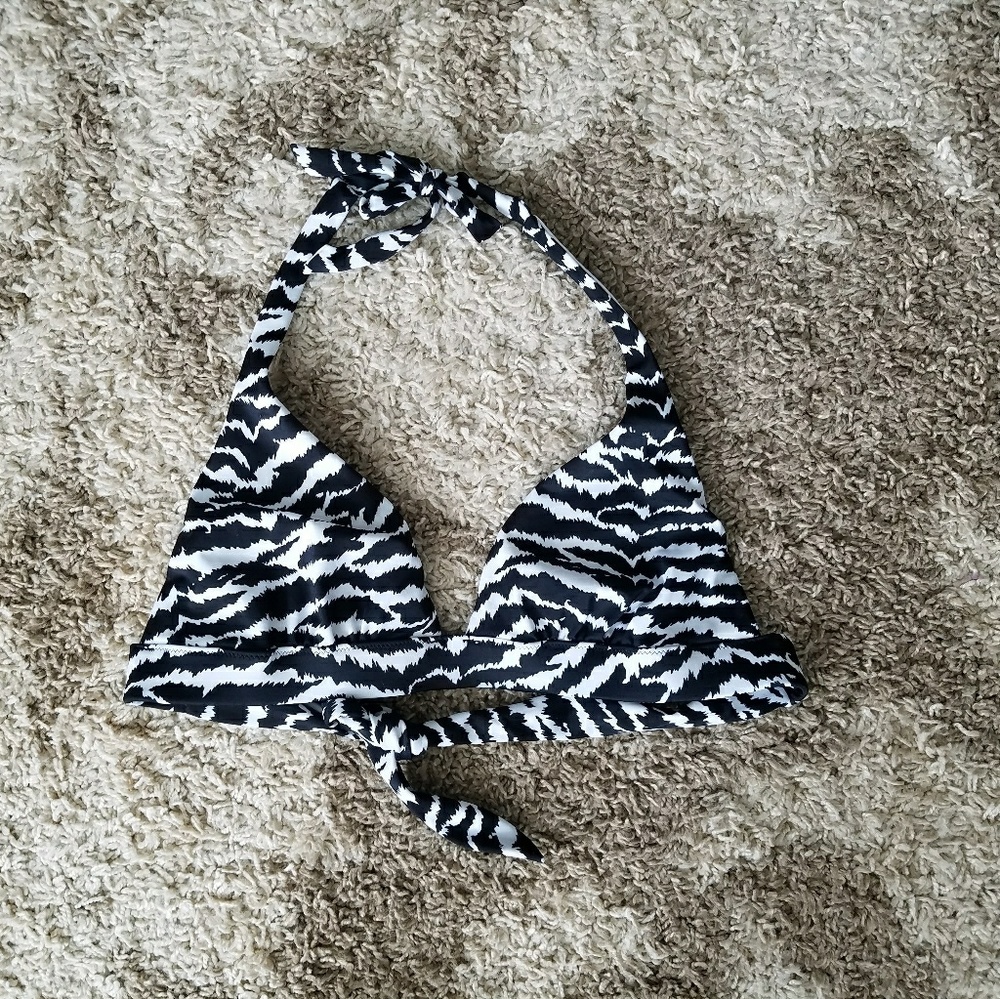 Victoria's Secret Bikini top Large